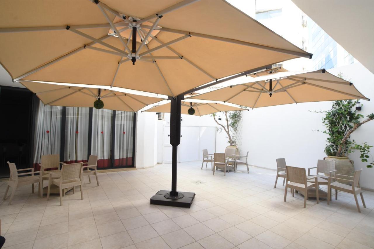 Downtown Tunis Hotel Exterior photo