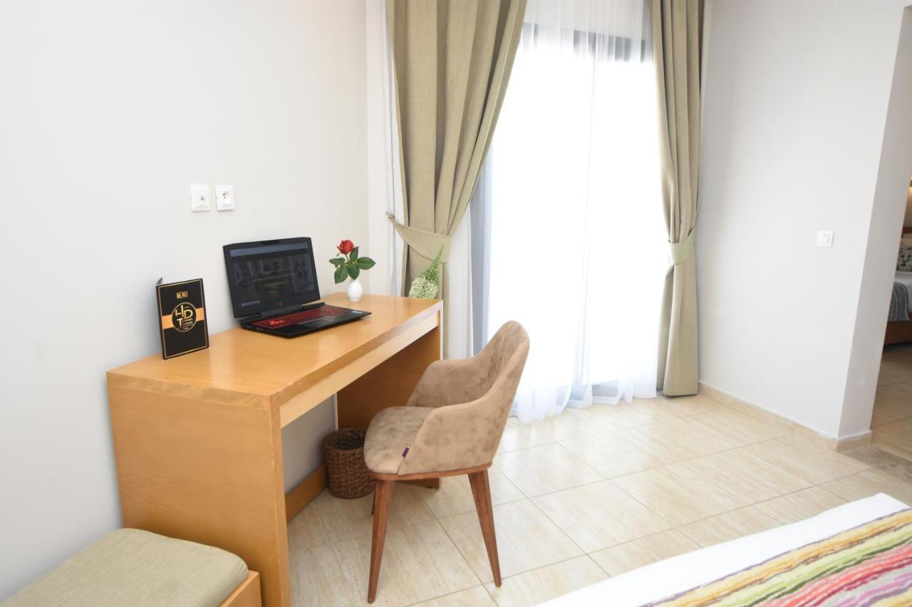 Downtown Tunis Hotel Exterior photo